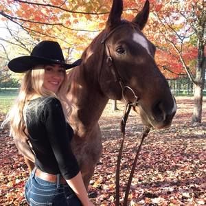 Meet your Posher, Keira